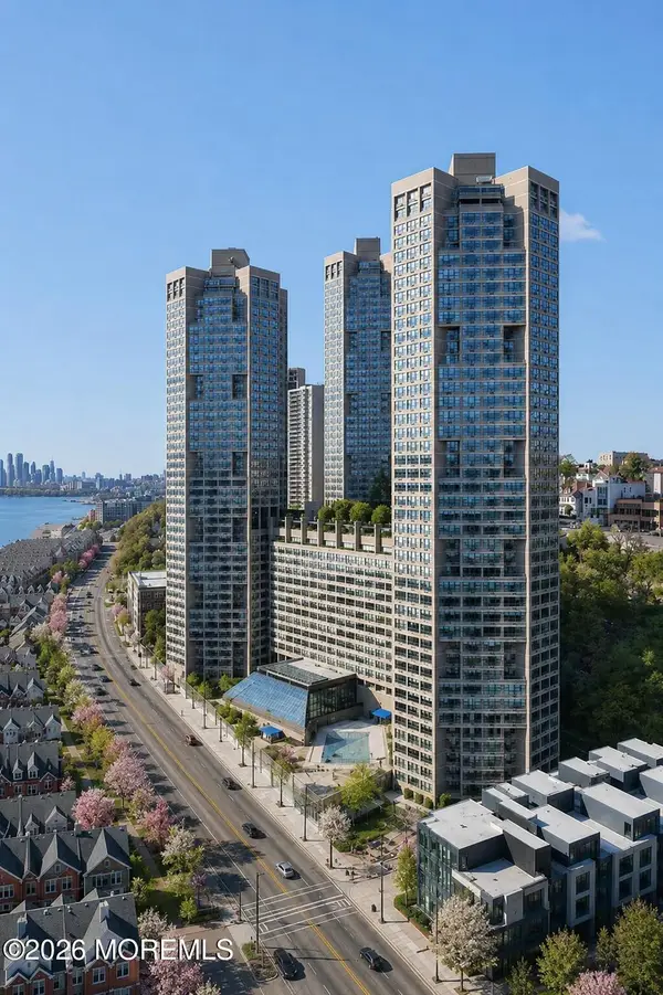 7000 Jfk Boulevard, Guttenberg, NJ 07093