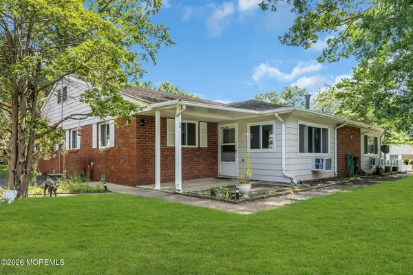 8 Robin Street #B, Manchester, NJ 08759