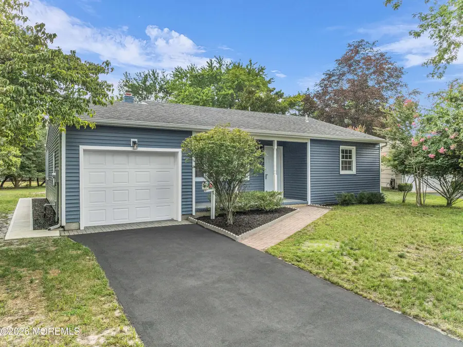 109 Edinburgh Court, Toms River, NJ 08757 - #2
