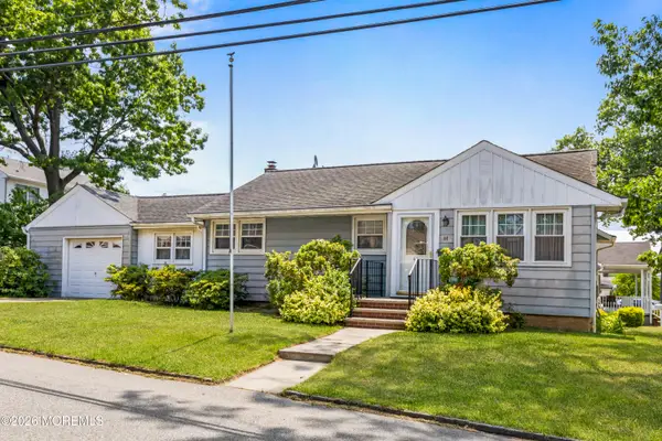 44 Garfield Place, Sayreville, NJ 08859