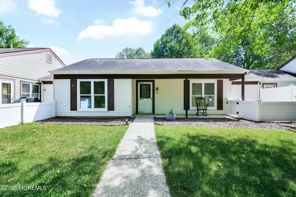 759B Liverpool Circle, Manchester, NJ 08759
