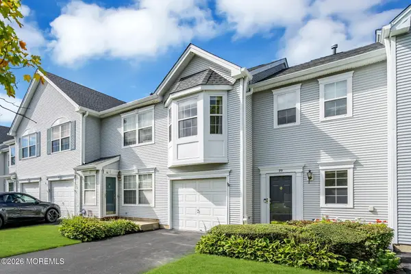 99 Wood Duck Court, Freehold, NJ 07728