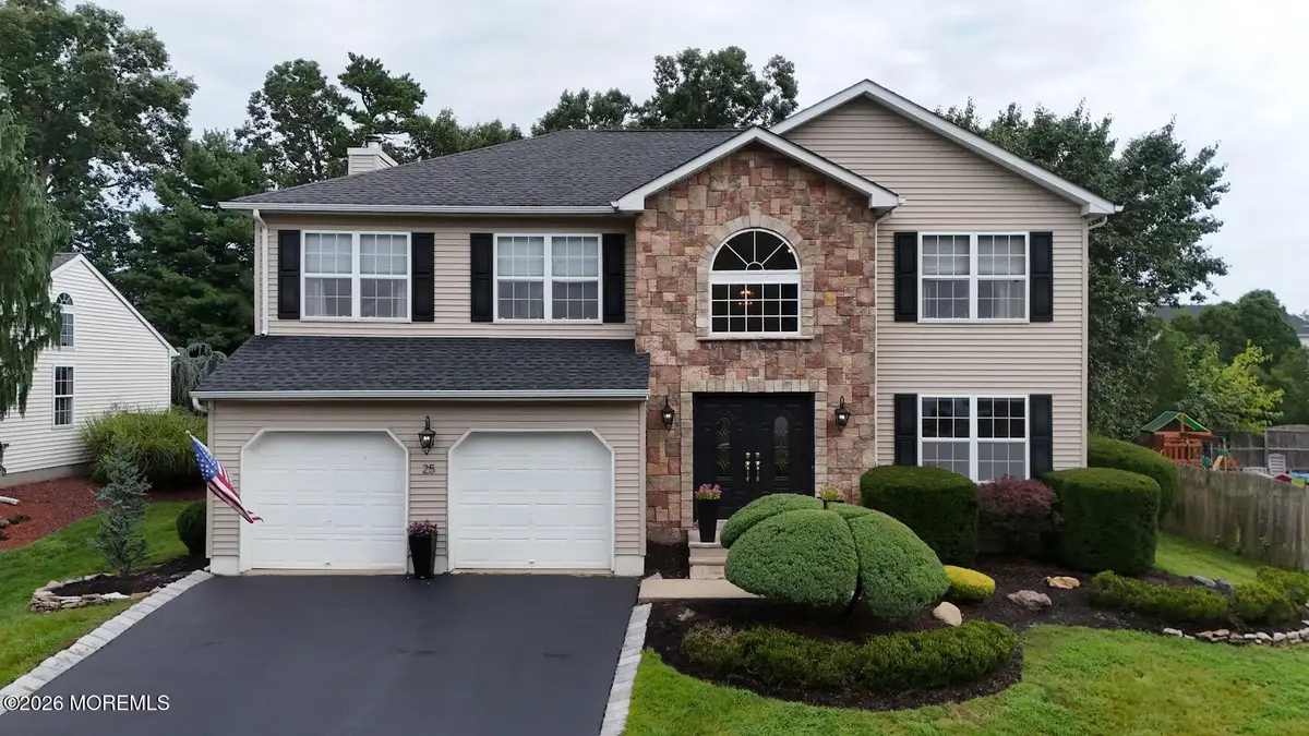 25 Sun Hollow Road, Howell, NJ 07731 - #1