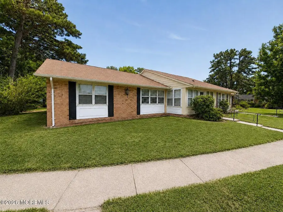 34A Cambridge Circle, Manchester, NJ 08759 - #2