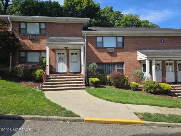 2 Colonial Drive #I, Little Falls, NJ 07424