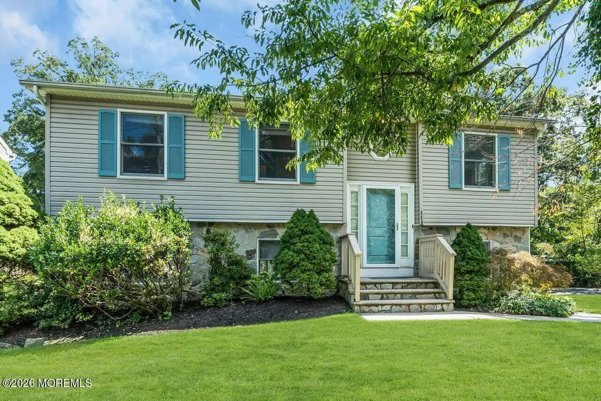 118 Lakewood Road, Shark River Hills, NJ 07753 - #1