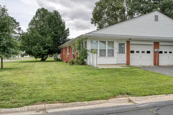 71 Bellhaven Court #A, Manchester, NJ 08759