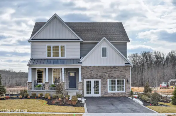 82 Georgetown Drive, Freehold, NJ 07728