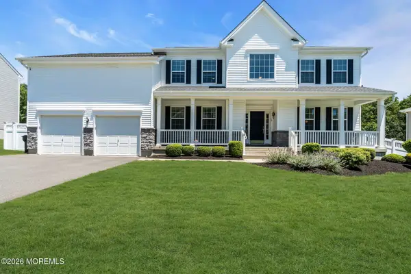 15 Christopher Drive, Howell, NJ 07731