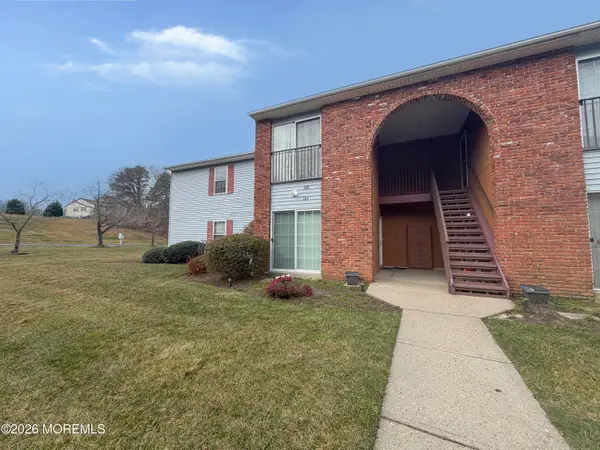 164 Frontier Way, Tinton Falls, NJ 07753