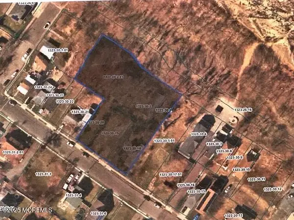 83 Shore Boulevard, Keansburg, NJ 07734