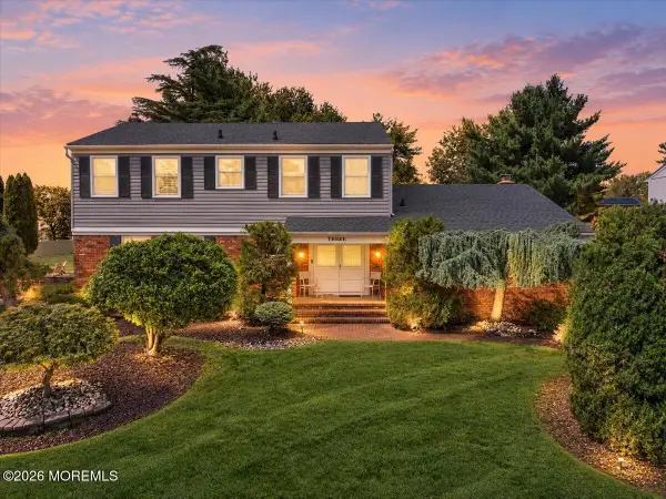 3 Inge Lane, Marlboro, NJ 07746