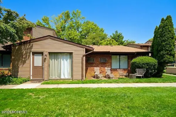 112 Manchester Court, Red Bank, NJ 07701