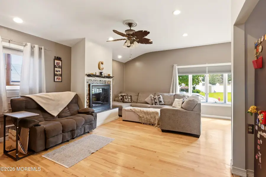45 Woodshore, Old Bridge, NJ 08857 - #3