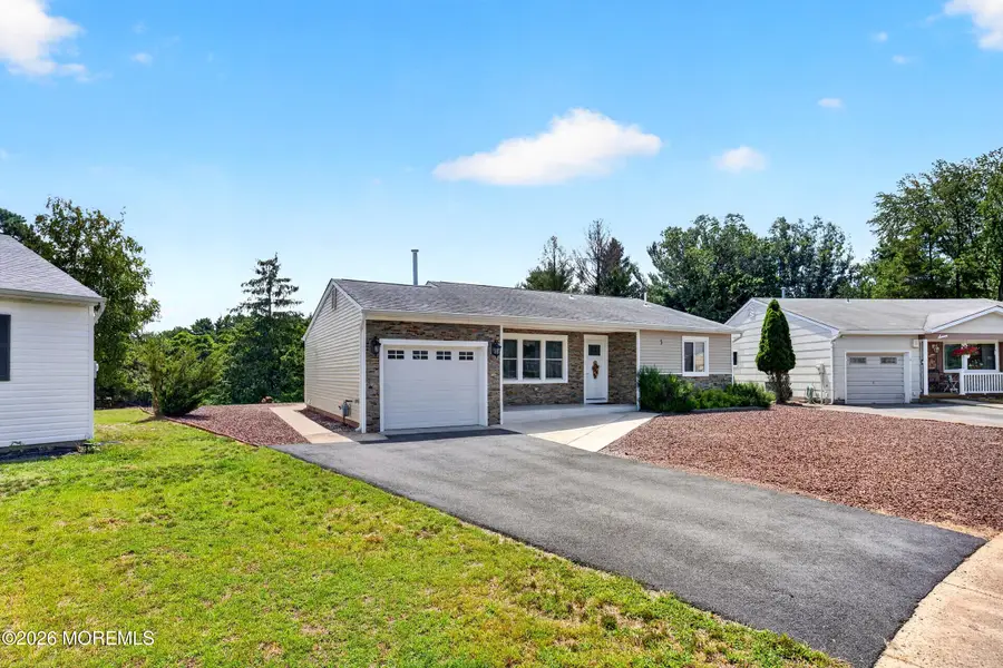 5 Shaw Court, Toms River, NJ 08757 - #3