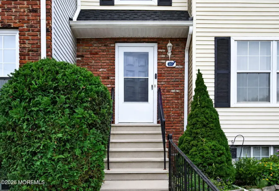 20 Karwatt Court, Sayreville, NJ 08872 - #2