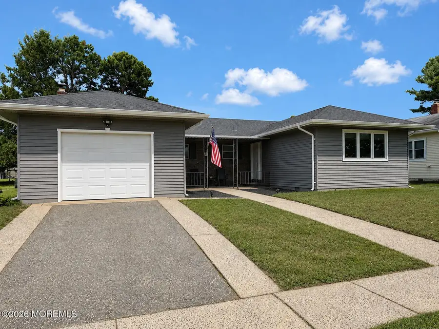 8 Buena Visa Drive, Toms River, NJ 08757 - #2