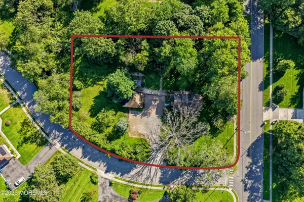 1316 White Oak Bottom Road, Toms River, NJ 08755