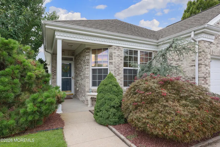 1 Essex Drive, Jackson, NJ 08527 - #2