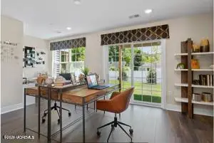 19 Ramble Way, Manalapan, NJ 07726
