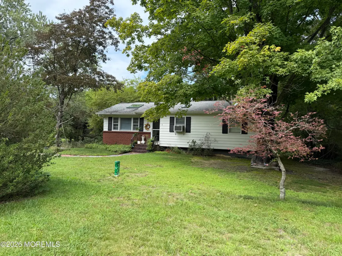 4 Peach Tree Street, Jackson, NJ 08527 - #1