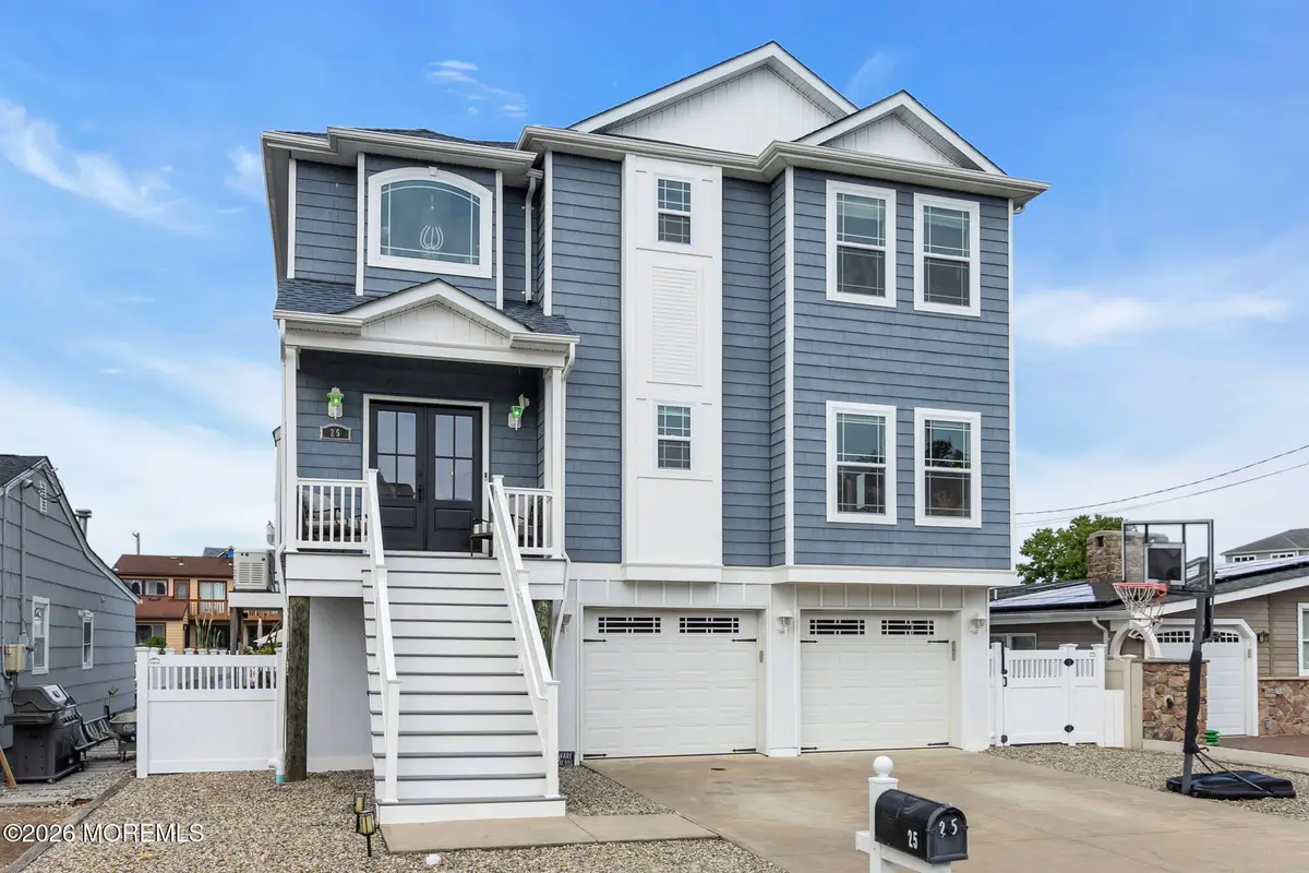 25 Sunrise Way, Toms River, NJ 08753 - #1