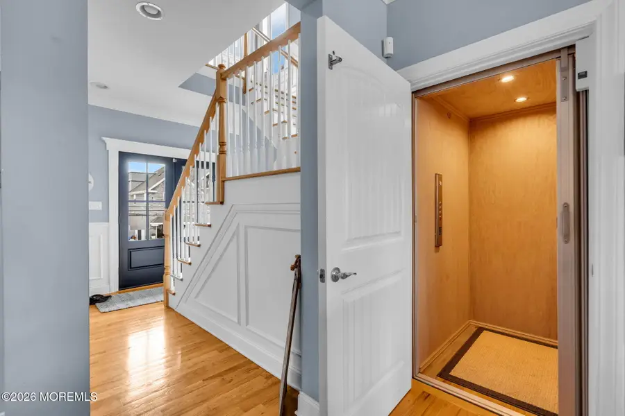 25 Sunrise Way, Toms River, NJ 08753 - #3