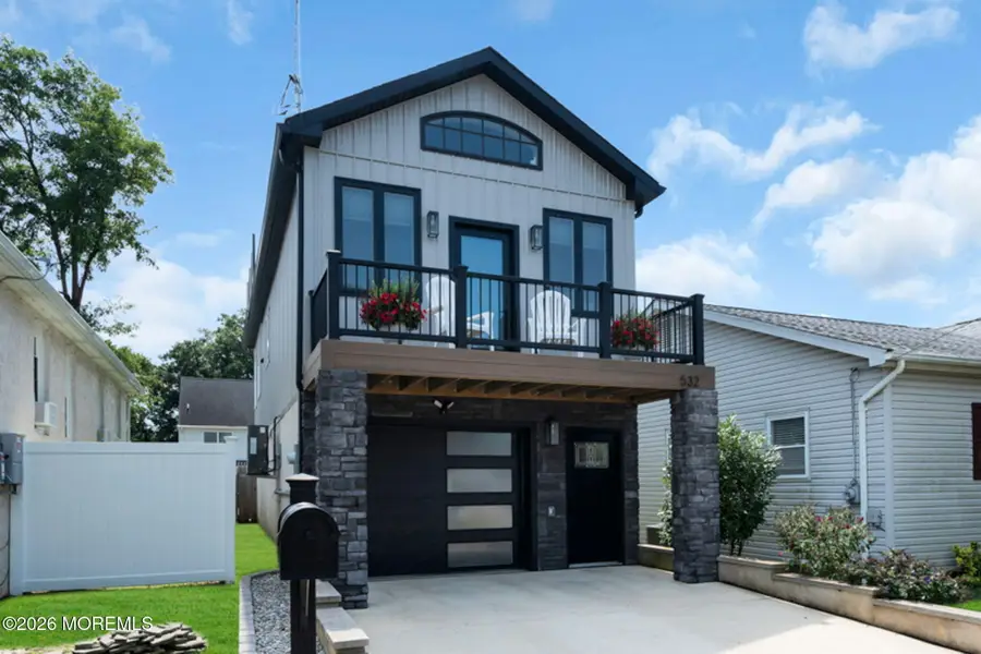 532 Lorillard Avenue, Union Beach, NJ 07735 - #2