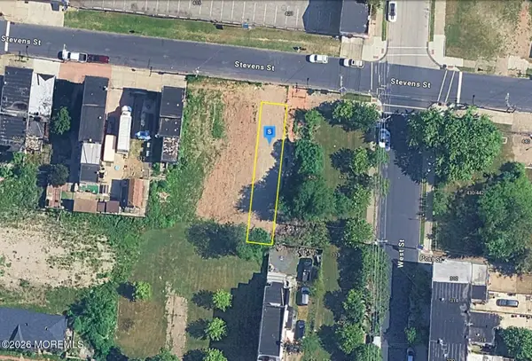 422 Stevens Street, Camden, NJ 08103