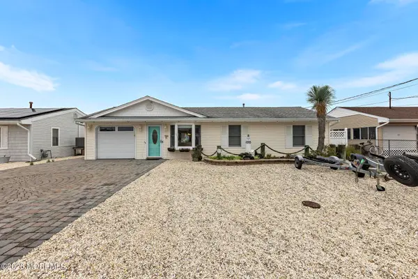 107 Irvington Road, Barnegat, NJ 08005