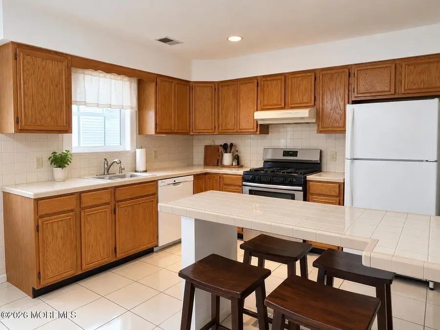 40 Compton Avenue, Hazlet, NJ 07734 - #3