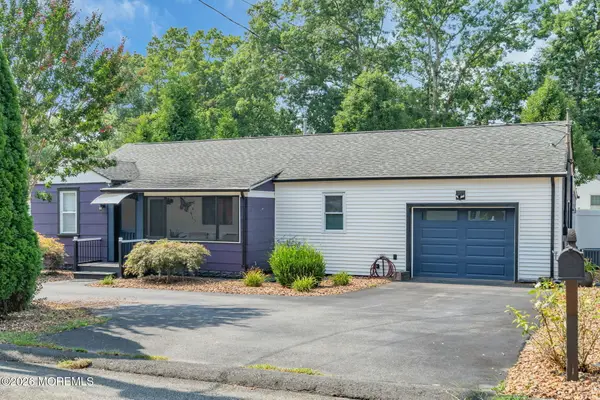 870 Arlington Avenue, Forked River, NJ 08731