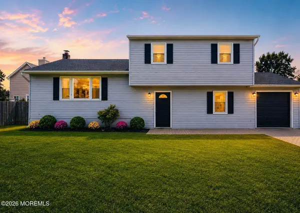 1532 8th Avenue, Toms River, NJ 08757