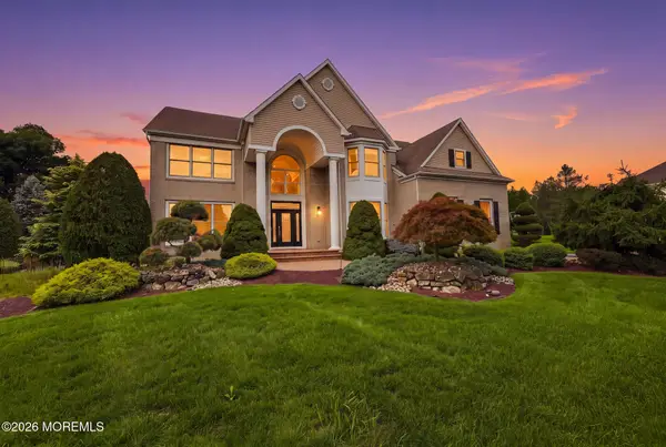 114 Candido Court, Manalapan, NJ 07726