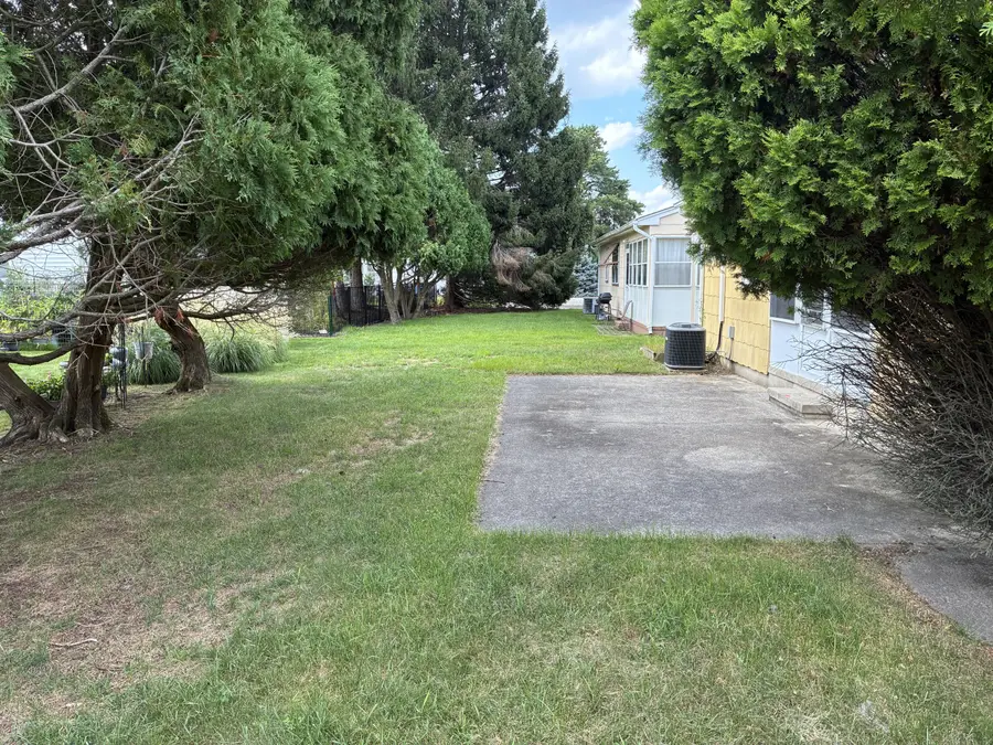 3 Miles Pond Road, Toms River, NJ 08757 - #2