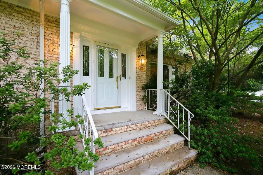 11 Castle Drive, Middletown, NJ 07748 - #2