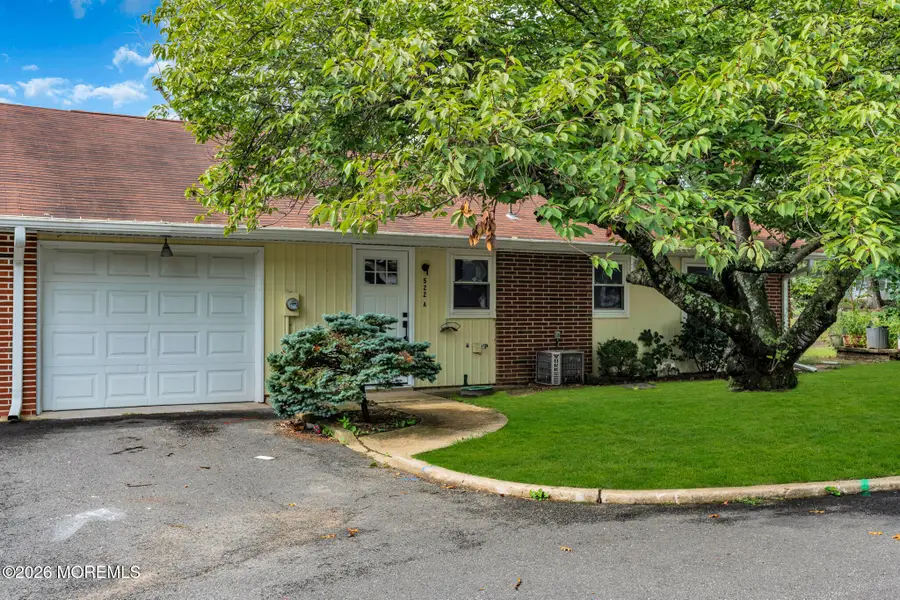 522A Thornbury Court, Lakewood, NJ 08701 - #2