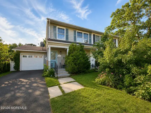 100 Myrtle Street, Lakehurst, NJ 08733