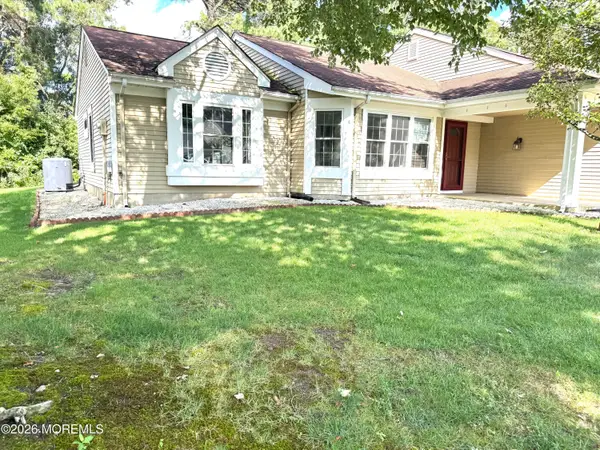 990A Buckingham Drive, Manchester, NJ 08759