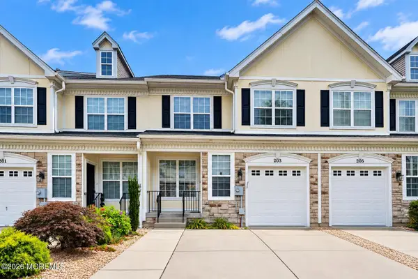 203 Brookfield Drive, Jackson, NJ 08527