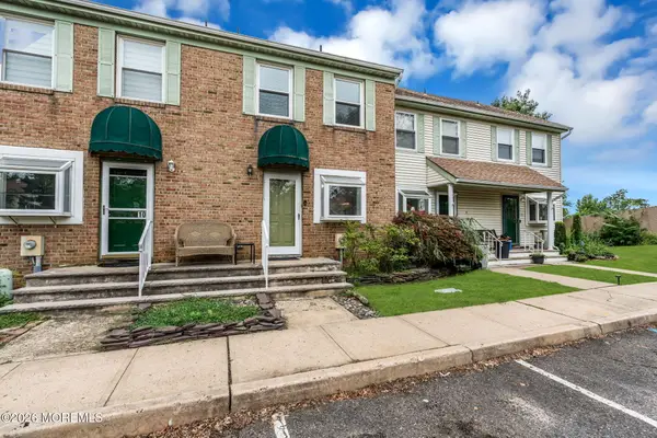 9 Gull Way, Keyport, NJ 07735