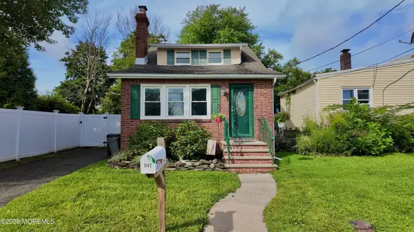1142 Woodmere Drive, Keyport, NJ 07735