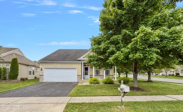 2 Warwick Court, Barnegat, NJ 08005