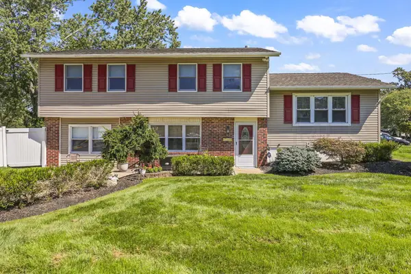 9 Connecticut, Jackson, NJ 08527