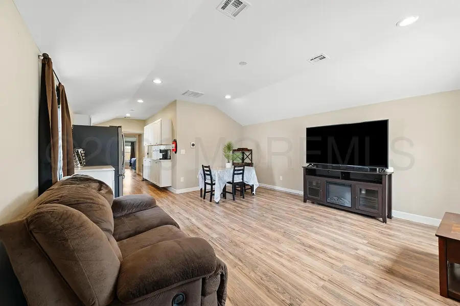 285 Shoreland Circle, Laurence Harbor, NJ 08879 - #3