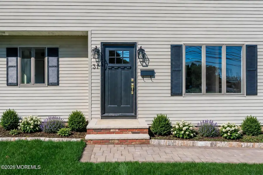 31 Hosford Avenue, Leonardo, NJ 07737 - #3