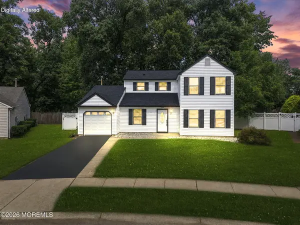 7 Mystic Cove, Freehold, NJ 07728