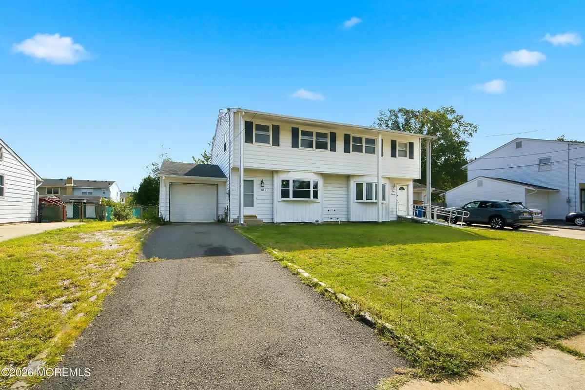 816 Union Avenue, Lakehurst, NJ 08733 - #1