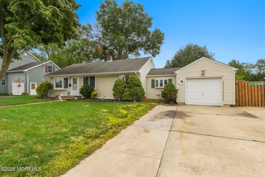 8 Meadowbrook Avenue, Eatontown, NJ 07724 - #3