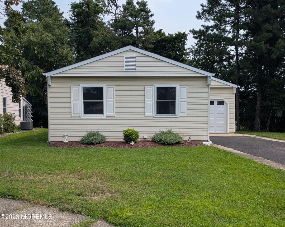 18 Maison Way, Toms River, NJ 08757 - #1